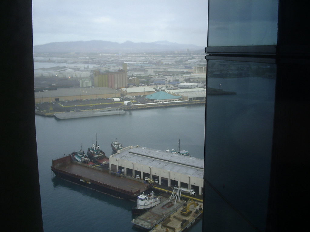 Harbor Court, Honolulu A view from our bedroom in Dave's p… Flickr