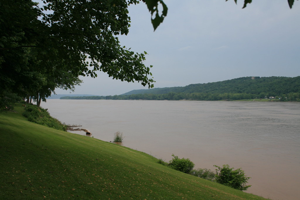 Ohio River View Taken in and around Augusta Kentucky durin… Flickr
