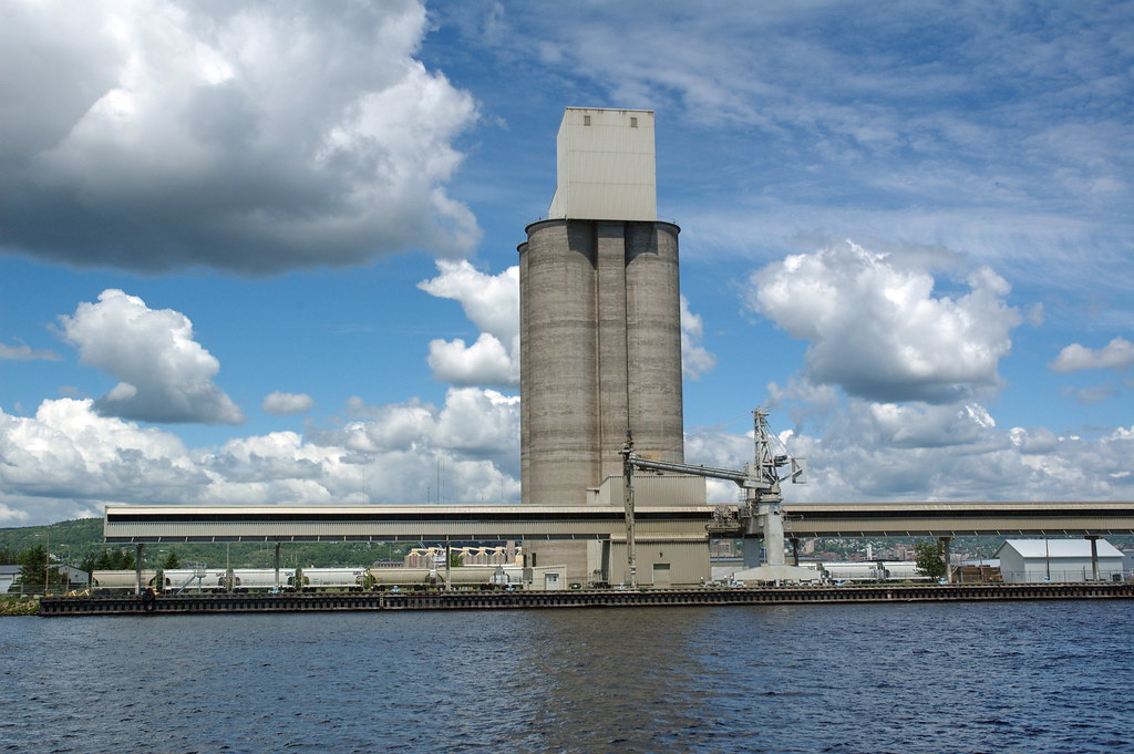 Grain Elevators Photo 2008 06 28 USA MN Duluth harbor cru… Flickr
