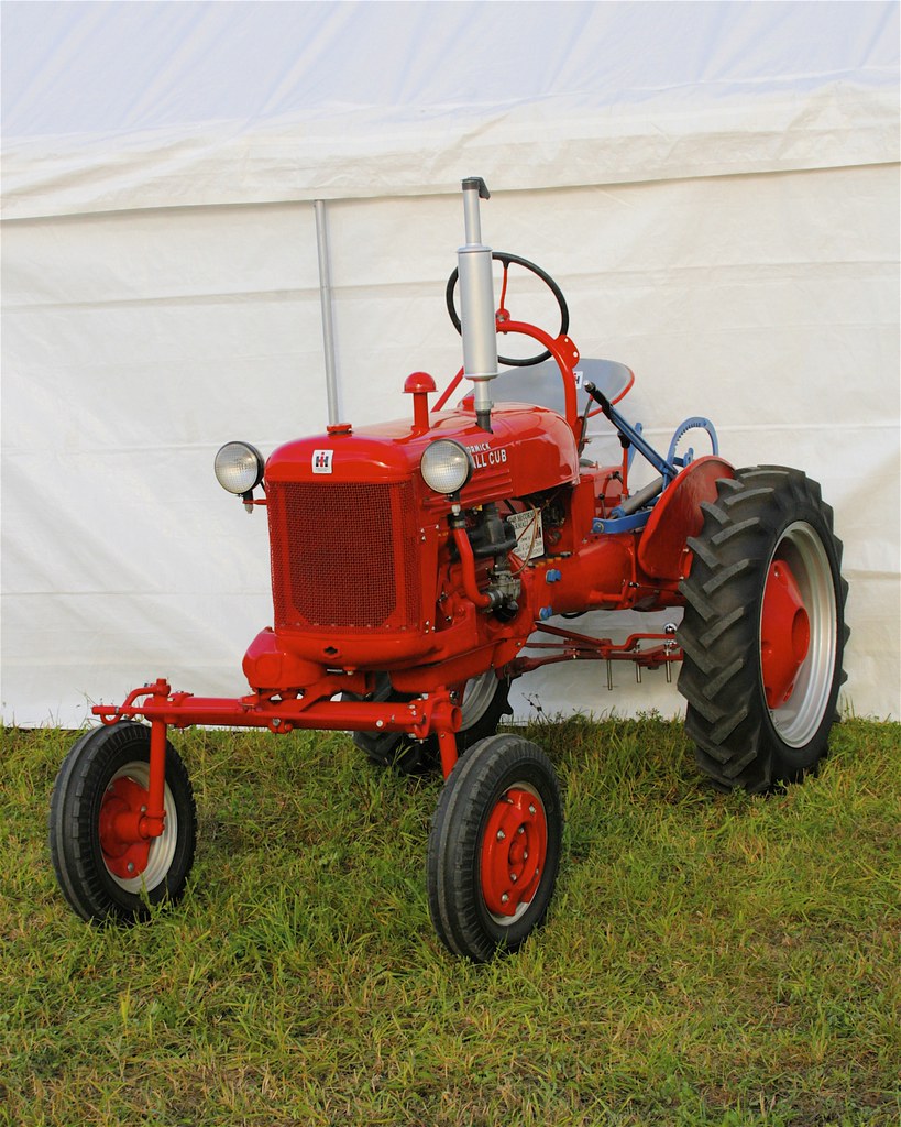 1948 McCormick Farmall Cub 21st ANNUAL PICKETT STEAM & GAS… Flickr