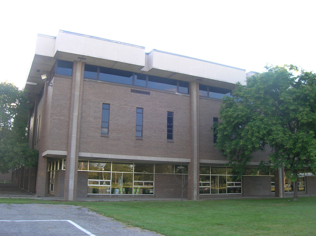 072408 Western Reserve High SchoolWarren, Ohio Aaron Turner Flickr