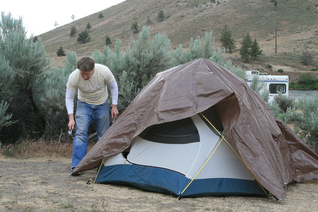 Camping, Warm Springs, Oregon ryan harvey Flickr