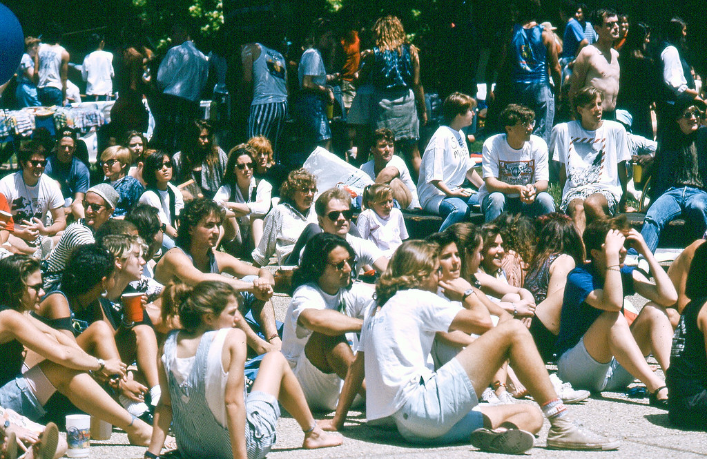 UC Santa Cruz audience Darryl's band Voodoo Stigmata playi… Flickr