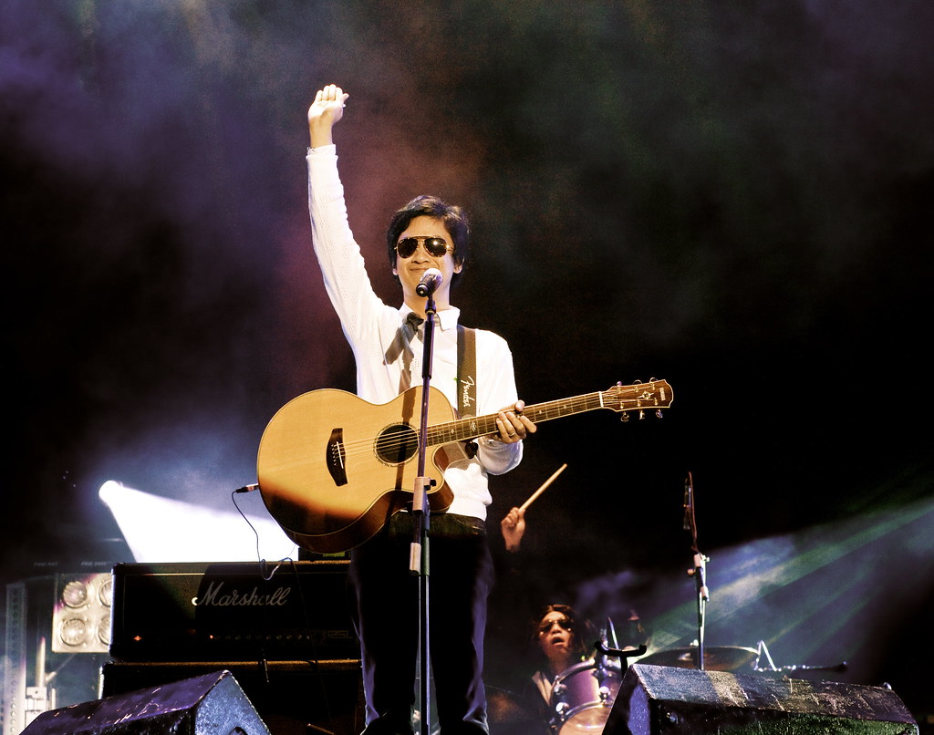 ERASERHEADS REUNION 5 This was taken at the reunion concer… Flickr