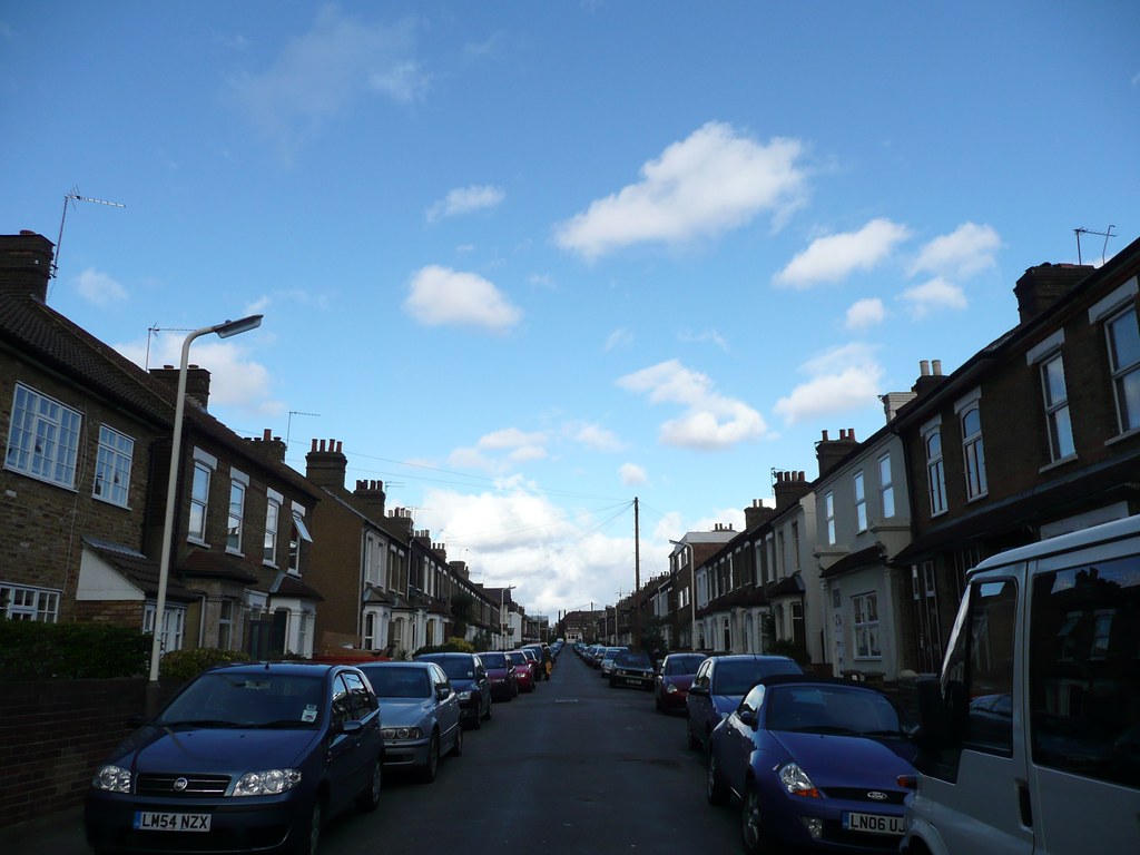 Studley Grange Road 21/03/08 This was before the rain and … Flickr