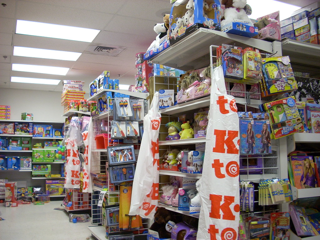 KB Toy Outlet interior KB Toy Outlet 5715E070 Richmond Ro… Flickr