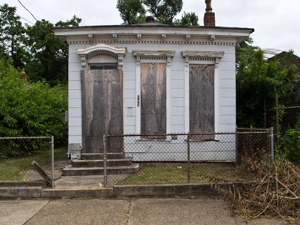 Shotgun House Louisville, KY C McSheridan Flickr