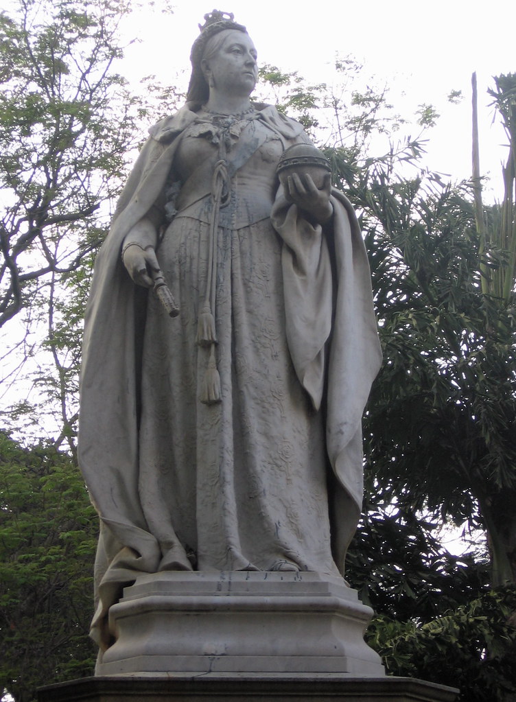 Queen Victoria The statue is at the entrance to Cubbon Par… Flickr