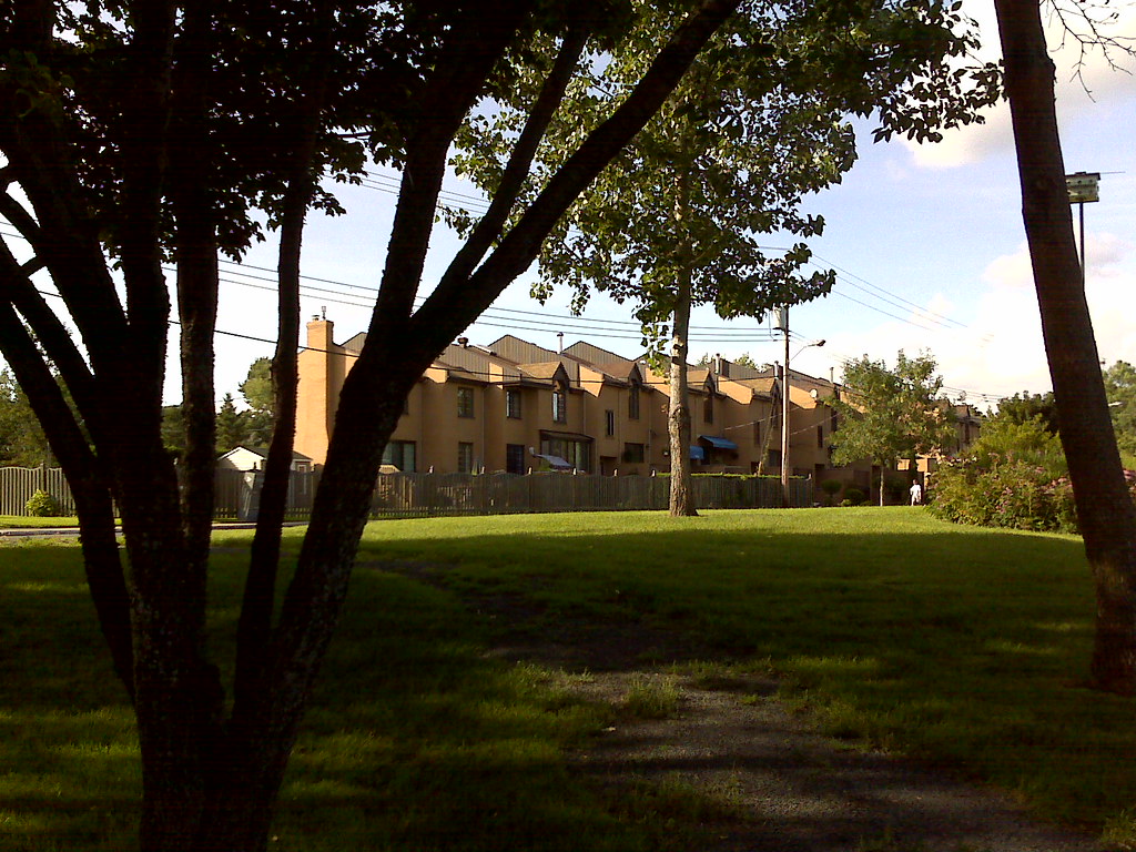 Former Maples Inn site The Maples used to be here Flickr