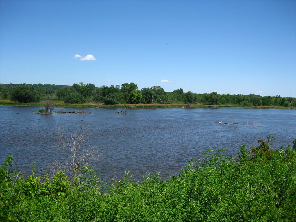 Fox River in Carpentersville Along the Fox River Trail in … Flickr