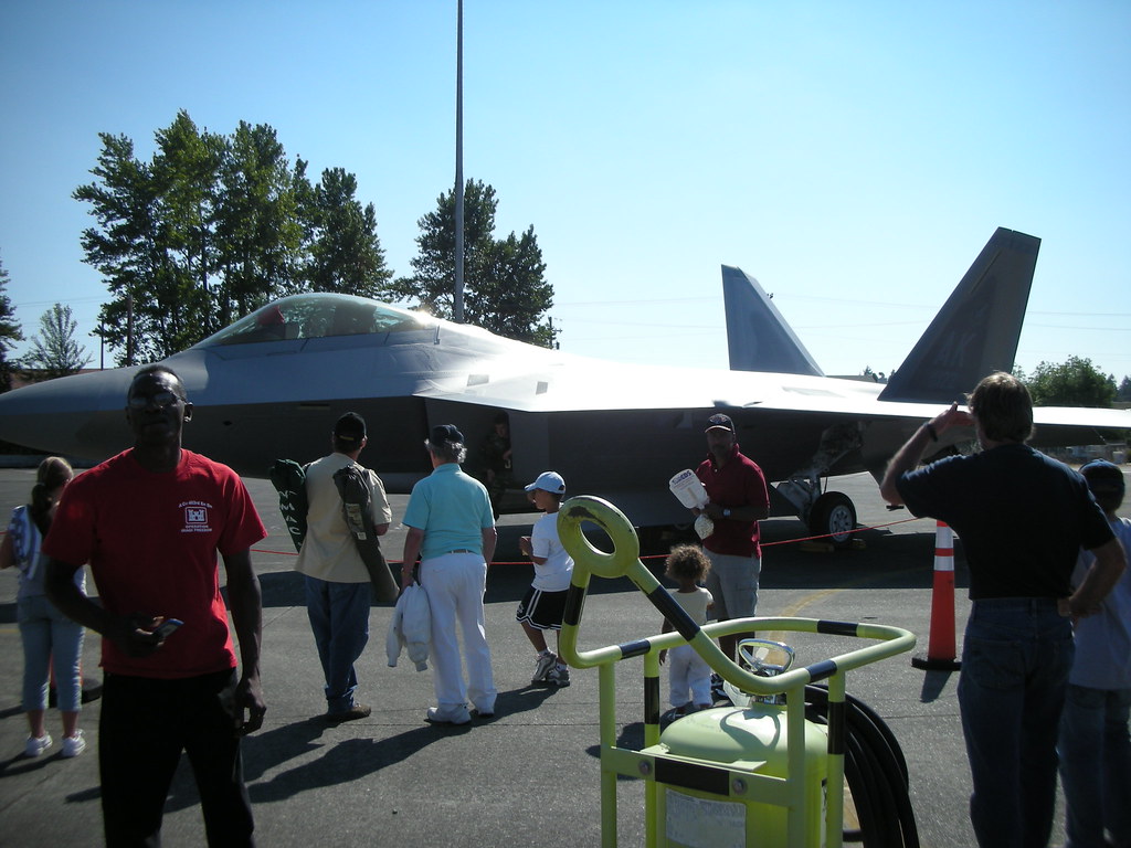 McChord Air Expo 2008 The Air Force base's air show. Me, M… Flickr