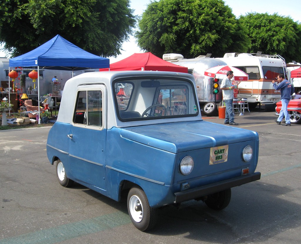 Crosley Golf Cart All electric, seen in Costa Mesa. Stan F Flickr