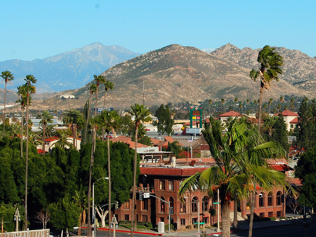 Riverside Ca looking northeast Daniel Orth Flickr
