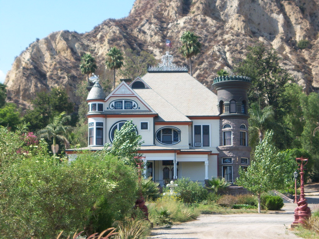 Piru Mansion Konrad Summers Flickr
