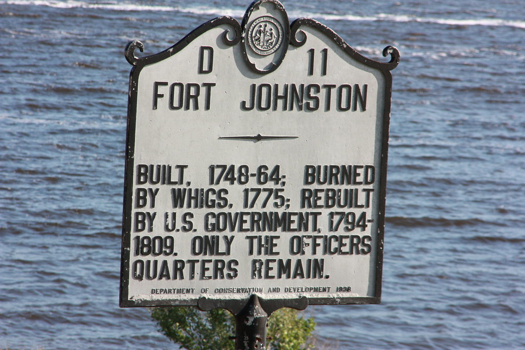 Fort Johnson in Southport, NC Fort Johnson was built in So… Flickr