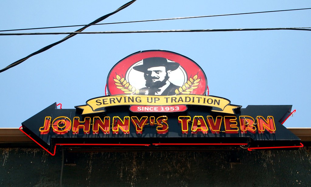 Johnny's Tavern A Lawrence tradition. Just north of the Ka… Flickr