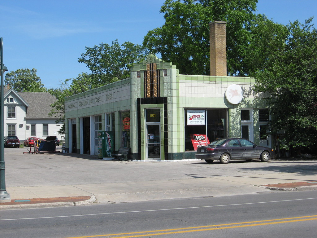 Randy's Old Town Service (Former Mobil Station) Traverse C… Flickr