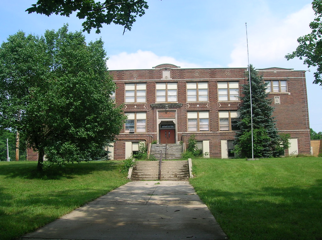 New Paris High School (1915)New Paris, Ohio Aaron Turner Flickr