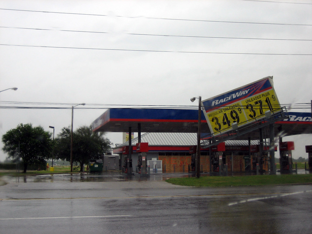 Hurricane Ike gas station in Crosby dasroofless Flickr