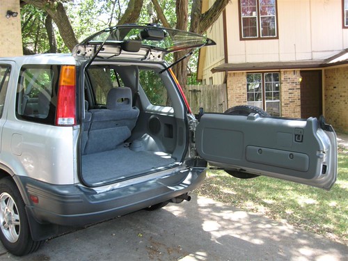 1997 Honda CR-V - Rear Door/Hatch | Rear door opens wide for… | Flickr