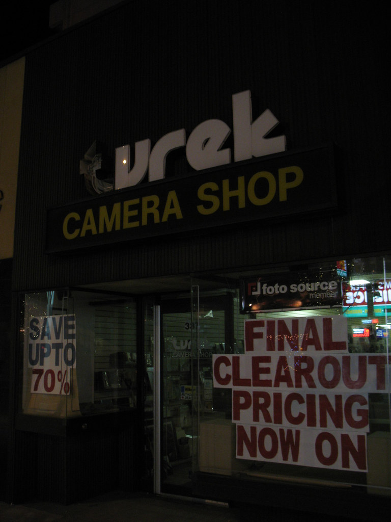 Final Clearout at Turek Camera Shop A longtime business on… Flickr