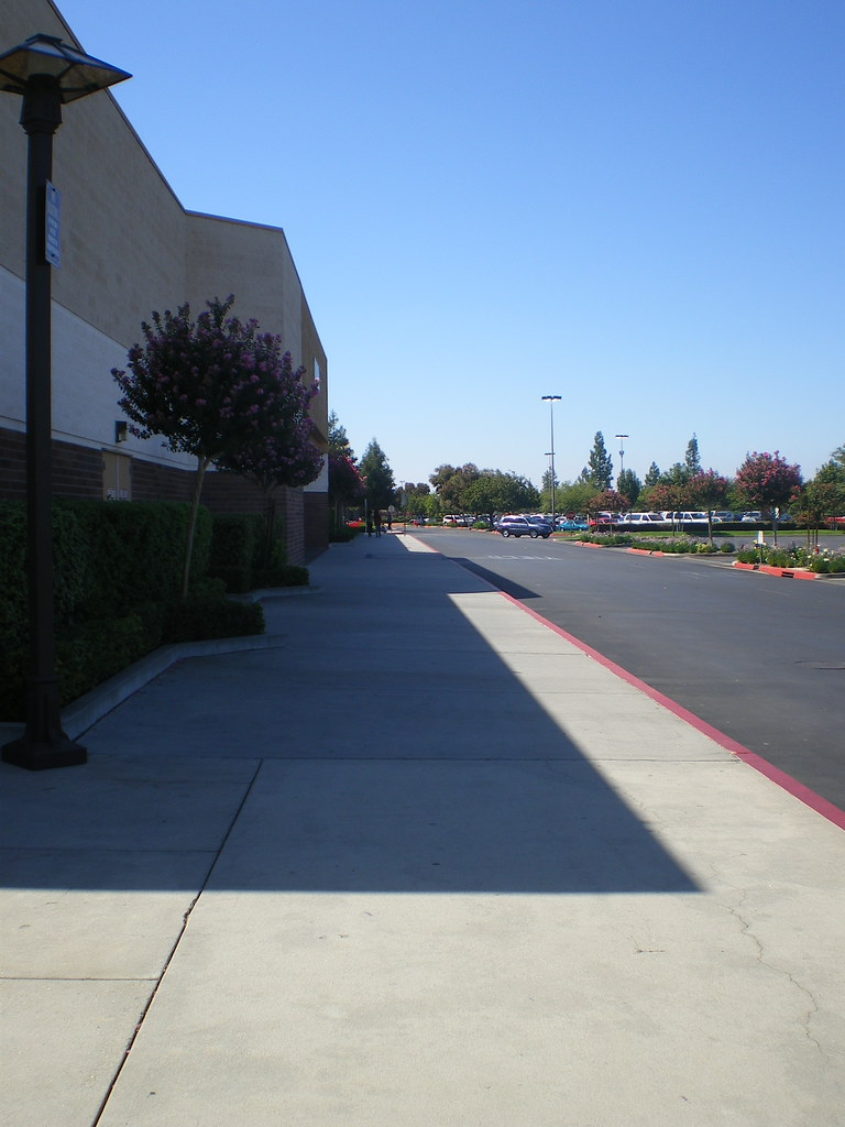 Sierra Vista Mall Scoping out the location for a sidewalk … Flickr