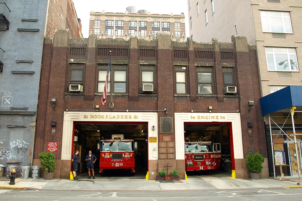 E034 FDNY Firehouse Engine 34 & Ladder 21, Hell's Kitchen,… | Flickr