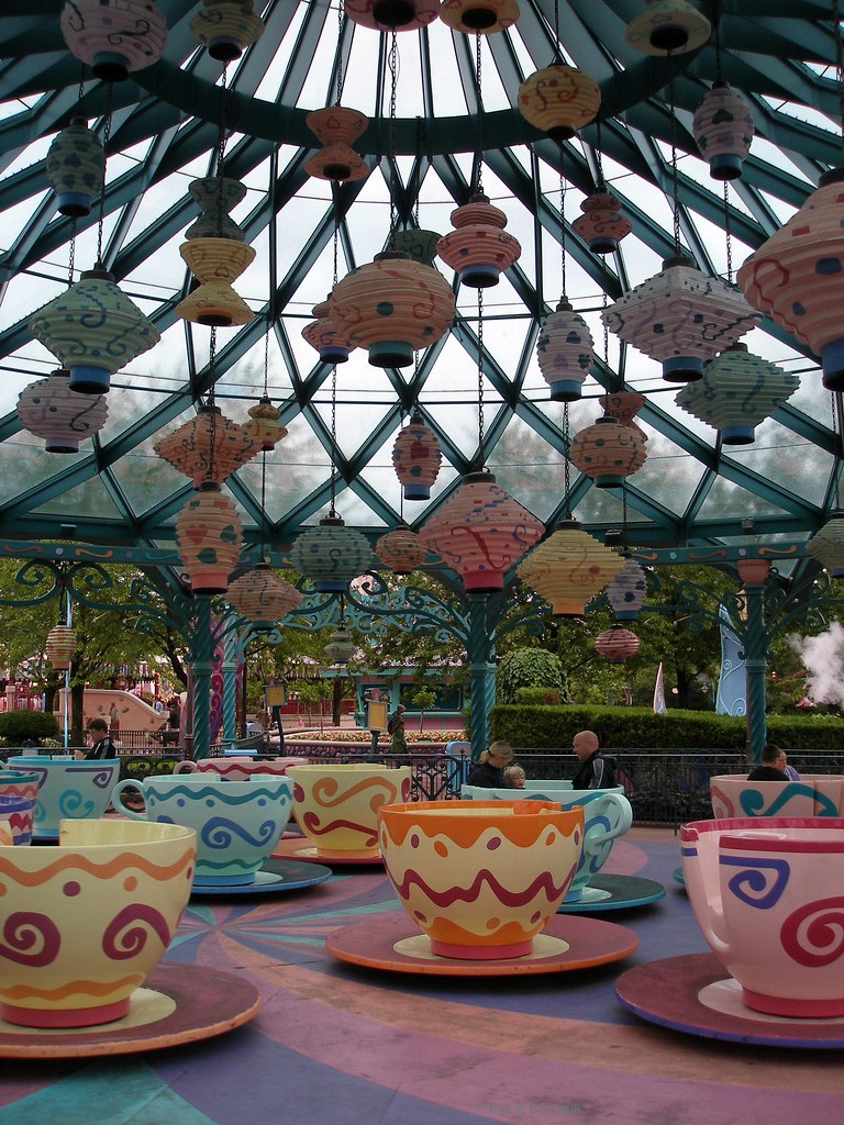 MADHATTER TEACUPS Disneyland Resort Paris Rick Vink Flickr