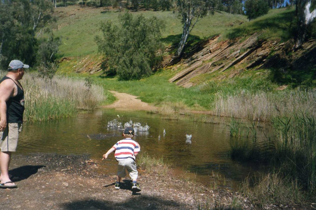 rock skimming creek rock skimming second sight67 Flickr