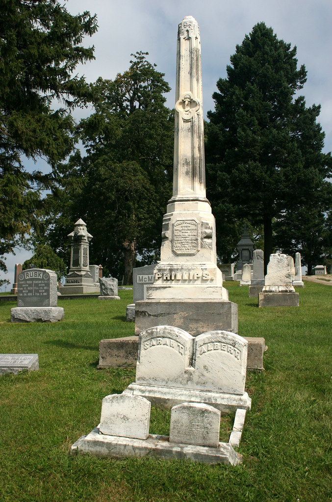 IMG_6896 Oak Hill cemetery at Belle Plaine, IA kjkltz Flickr