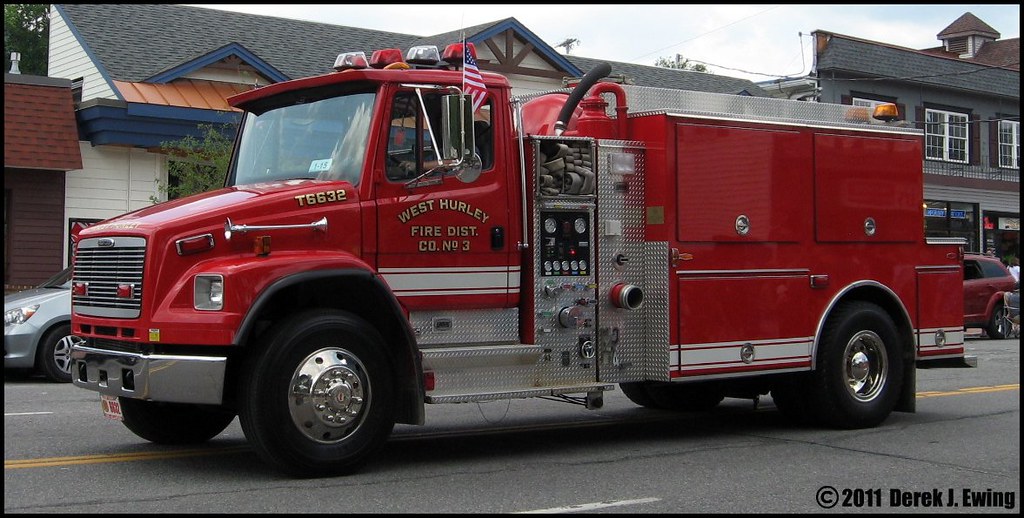 West Hurley Fire District Tanker 6632 2001 Freightliner … Flickr