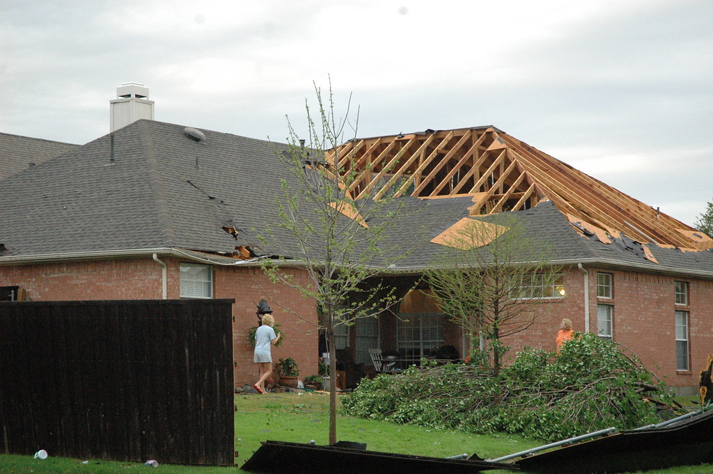 Storm Damage 078 (10 April 2008) My neighbor to the Southw… Flickr