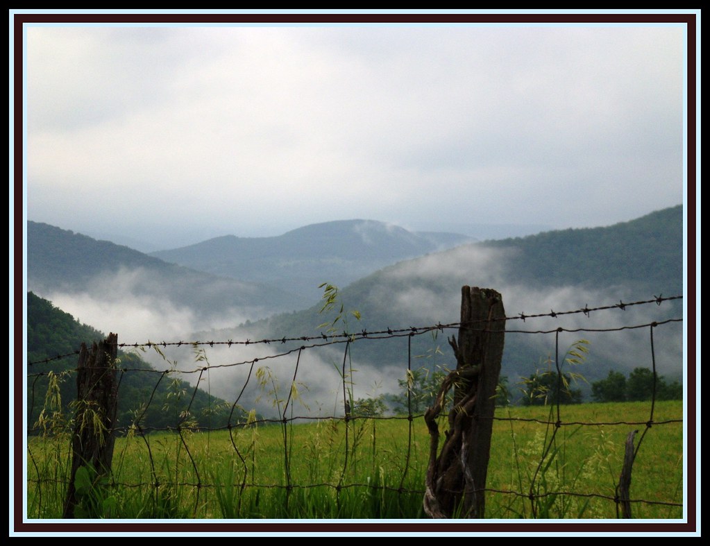 Foggy Mountain Breakdown West Virginia mountains beautiful… Flickr