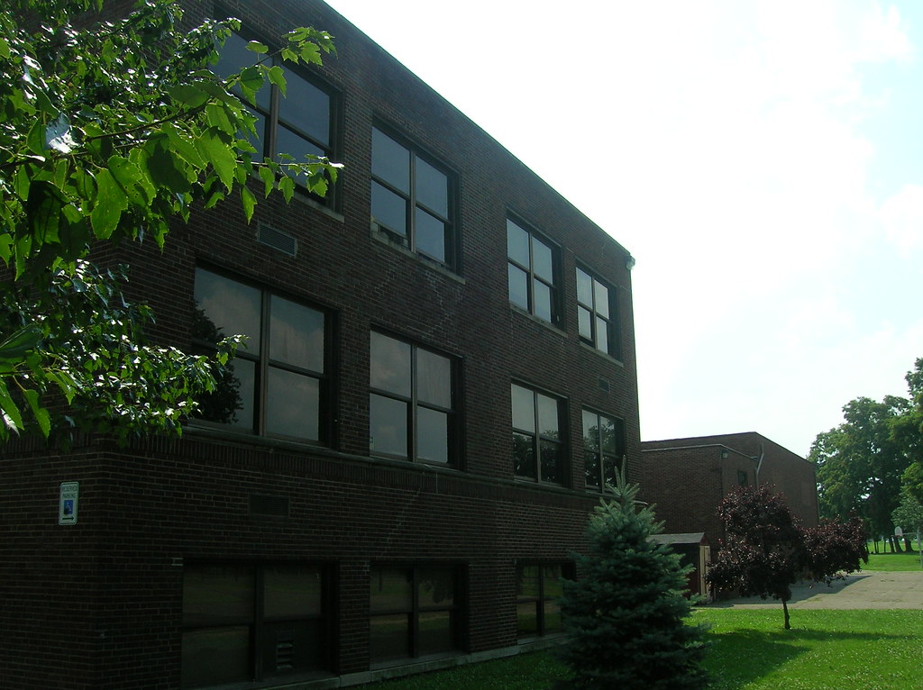 072008 Bolivar Public SchoolBolivar, Ohio (6) Aaron Turner Flickr