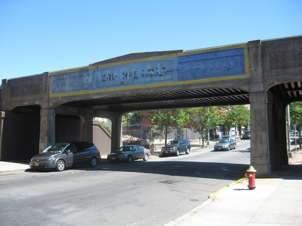 Erie Railroad Bridge Paterson, New Jersey The NJ Transit b… Flickr