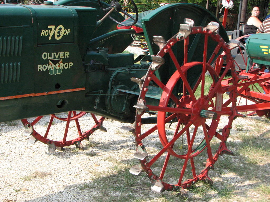 Flickriver Photoset '2008/0830 Lindsay Tractor Show' by old.curmudgeon