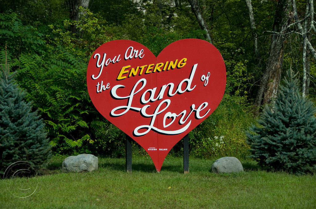 to the Land of Love! At the entrance to Caesar's P… Flickr