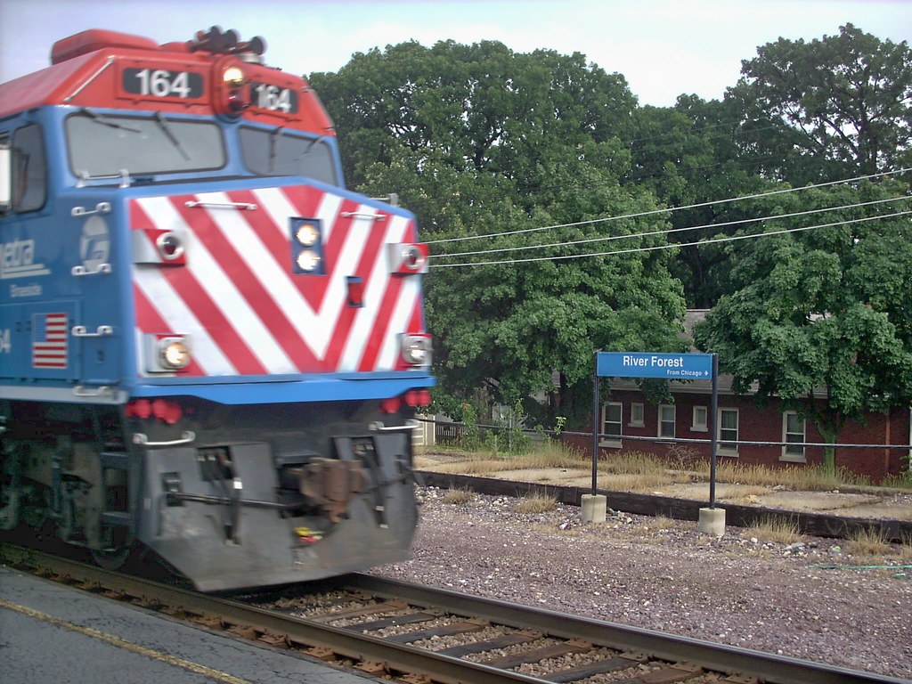 Metra express commuter train. River Forest Illinois. June … Flickr