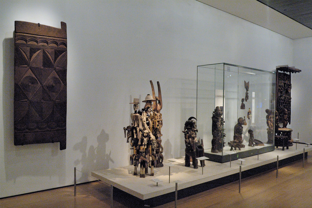 √ British Museum Africa Gallery Alumn Photograph
