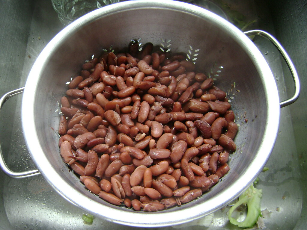 Drained Drain the beans once they are soft. beanhat Flickr
