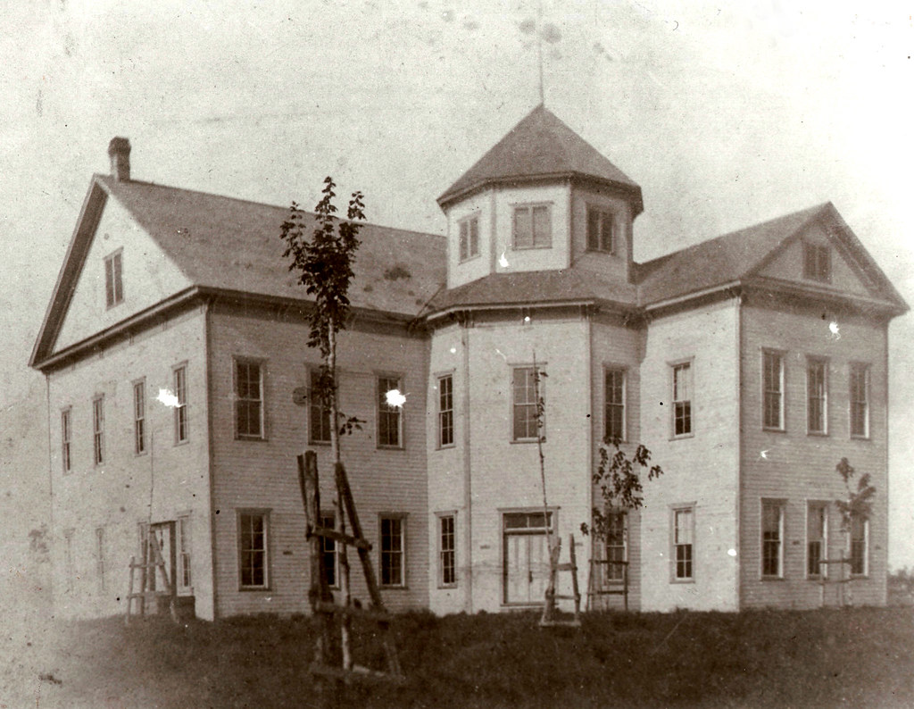 First School in Kirbyville From the collection of Mr. D.T.… Flickr
