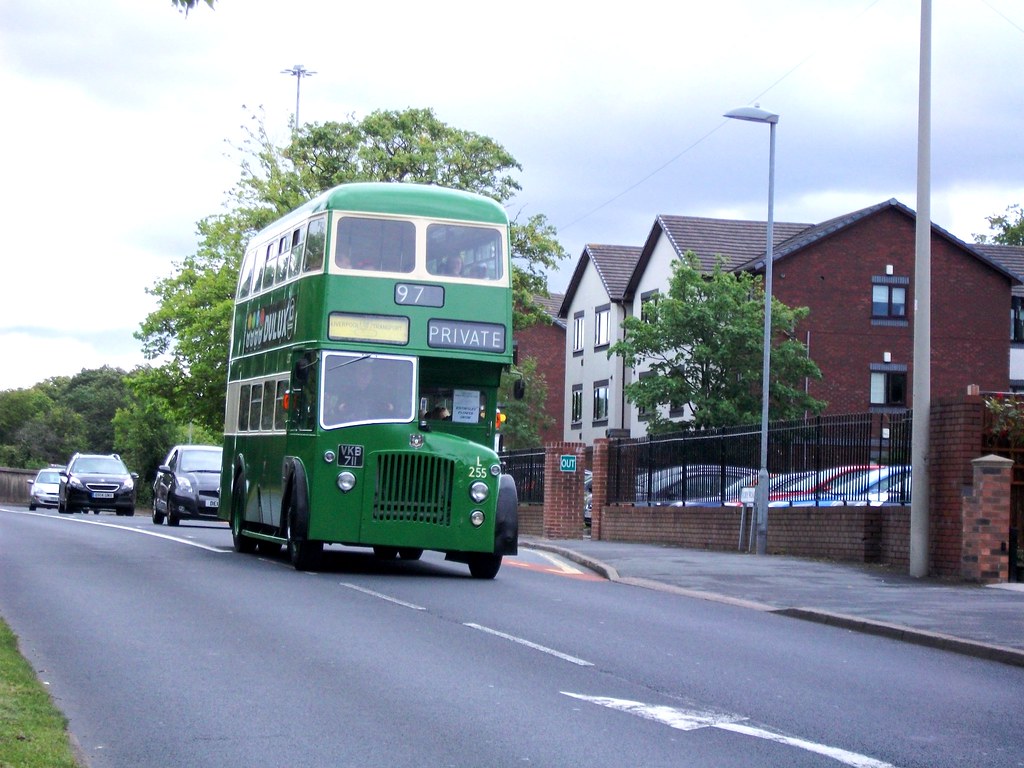 Liverpool L255 (VKB711) 2 Bowring Park Road, Huyton 9082… Flickr