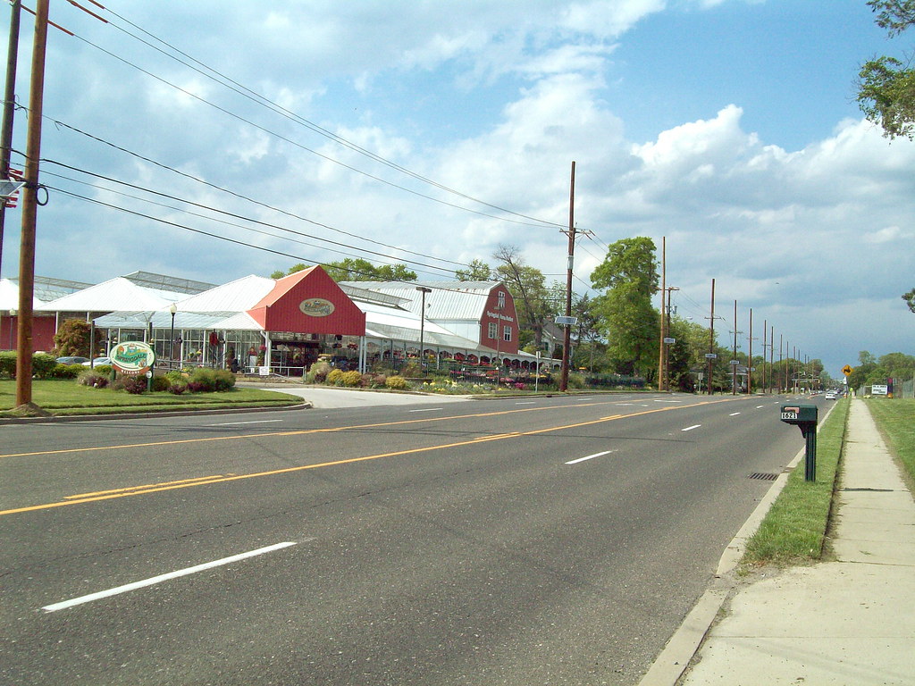 Springdale Farm Market Entrance Springdale Farms Market on… Flickr