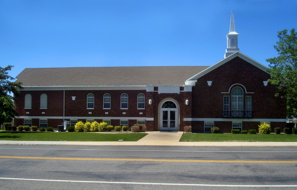 Fairview, Utah Mormon Chapel Classic 1930 style brick Morm… Flickr