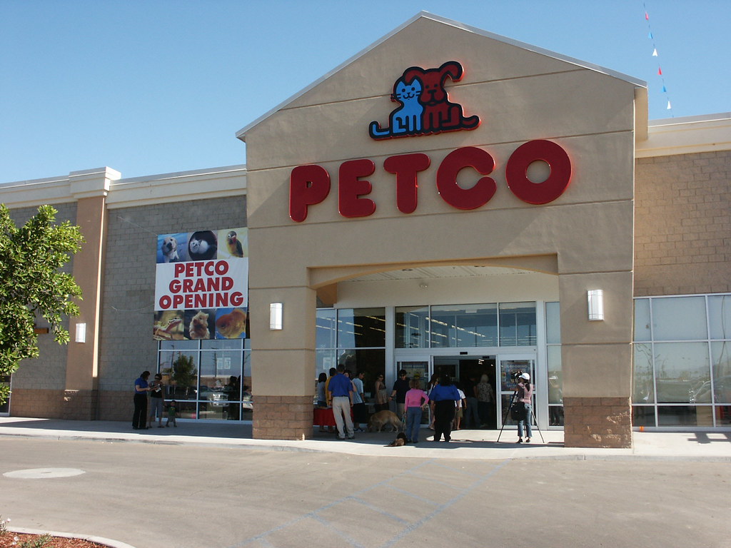 El Centro 3 Brand new Petco store 1163, only 1 of 2 animal… Flickr
