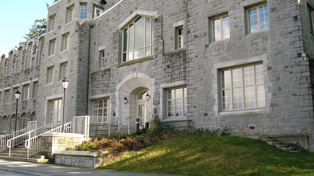 Chancellor Building The Chancellor Building was built for … Flickr