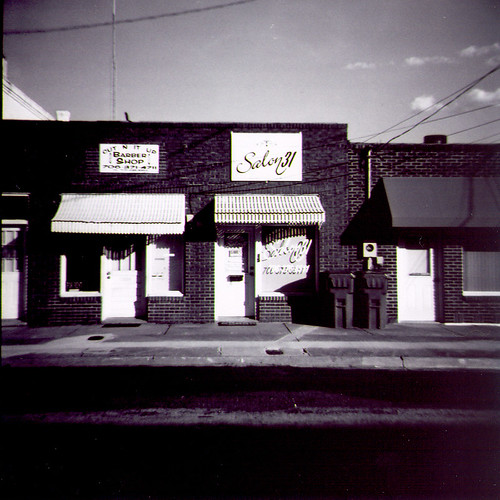 Salon 31 & Cut N It Up Barber Shop; Hartwell, Flickr