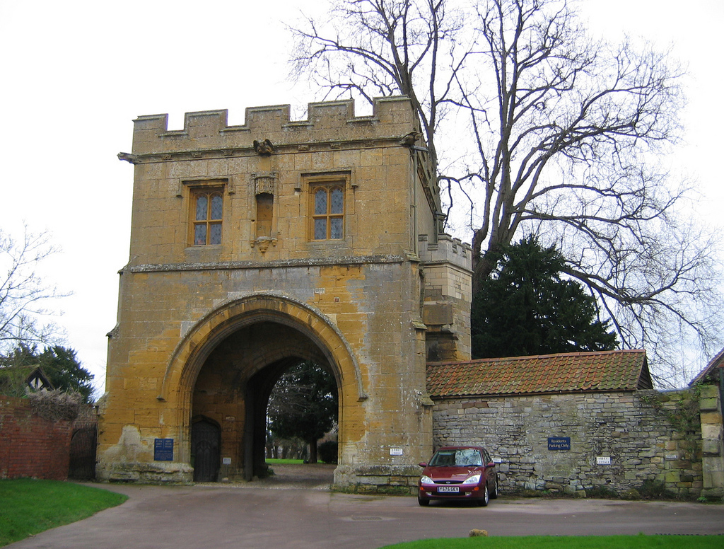 Abbey Gatehouse Landmark Trust property, Tewkesbury, Glouc… Flickr