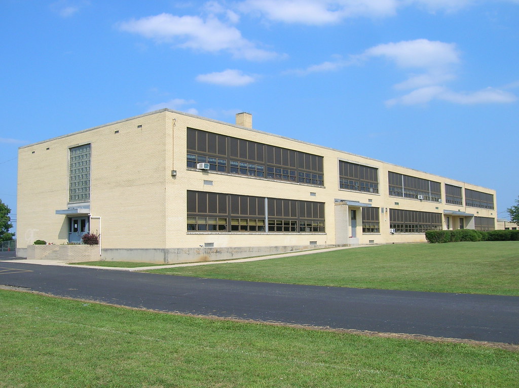 083008 Peebles School 3Peebles, Ohio (18) Aaron Turner Flickr