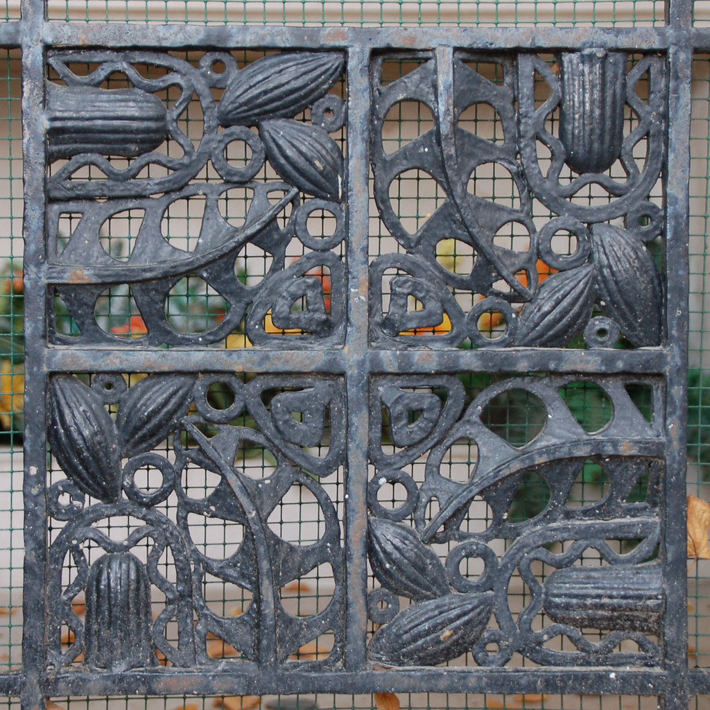 Art Deco ironwork fence panel Monceau Flickr